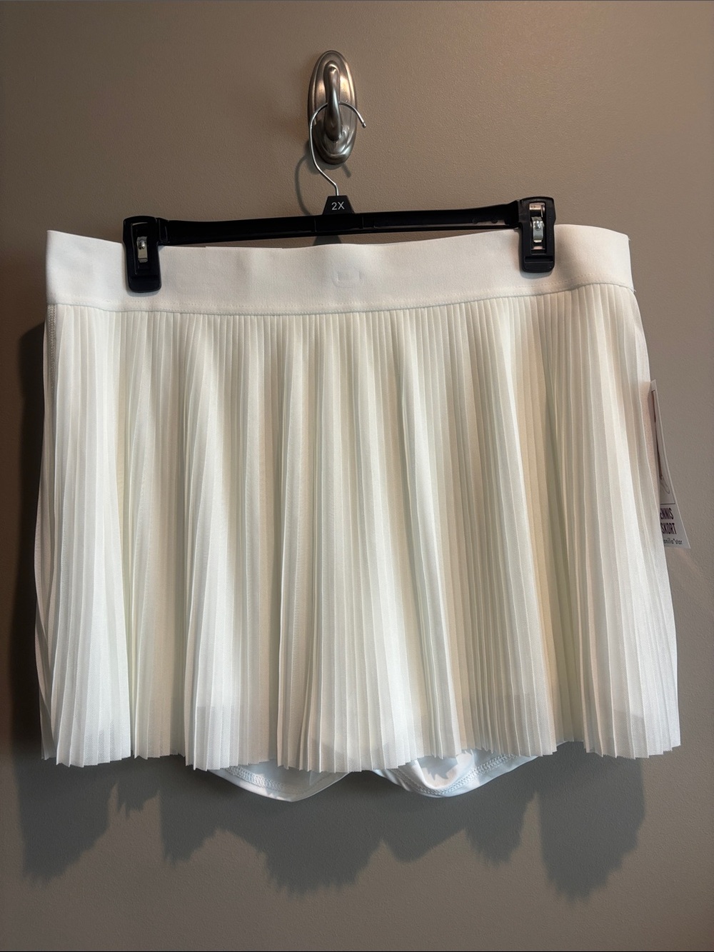 Vanilla Star White Pleated Skater Mini Skirt